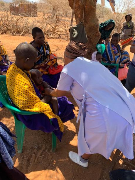 Baby monitoring ongoing during the mobile clinic